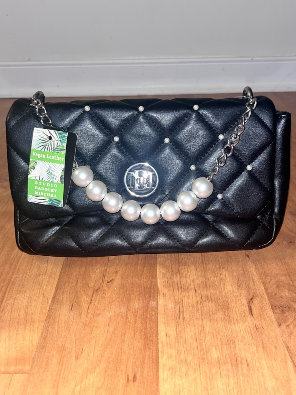 Studio Badgley Mischka Pearl Chain Quilted Shoulder Bag – NWT